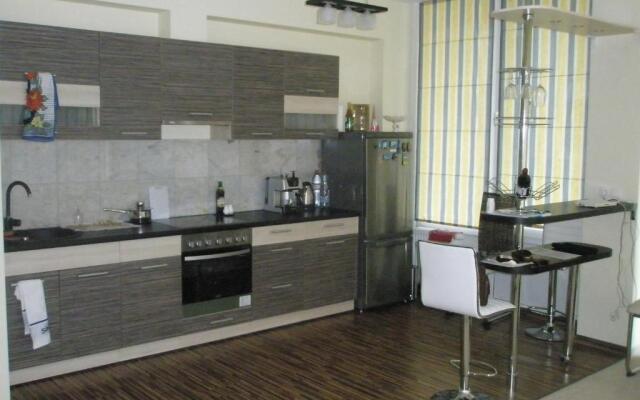 Apartment near Airport