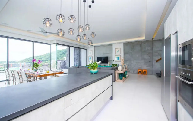 Luxury 5-Bedroom Villa With Games Room In Kata