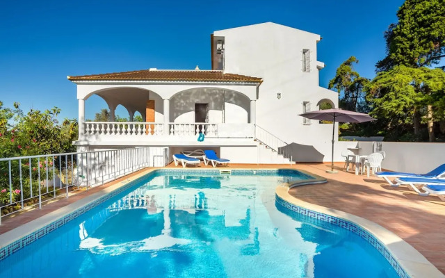 Neves I Guia in Guia