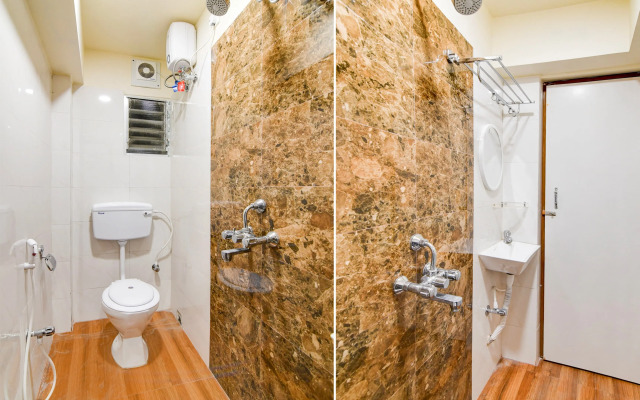 Super Townhouse Kaikhali Near Airport