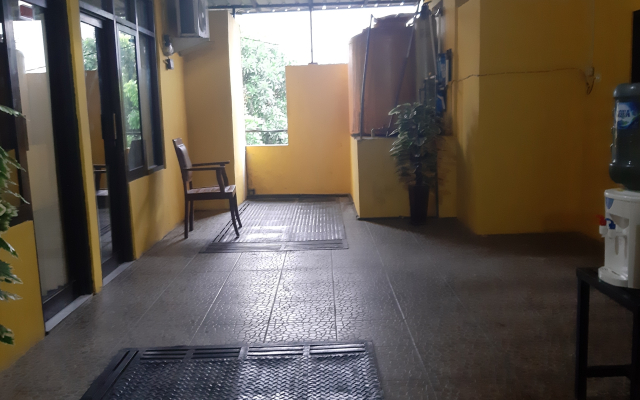 OYO 90299 Corner Guest House