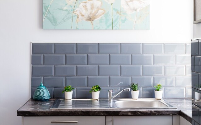 Molyneux Street Apartments