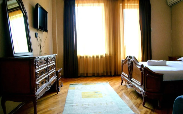 Hotel Satori