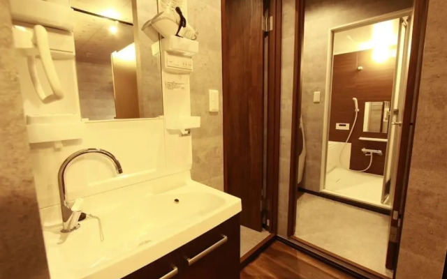 Shinjuku NY House 1