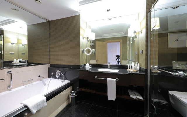 Juju Premier Palace 