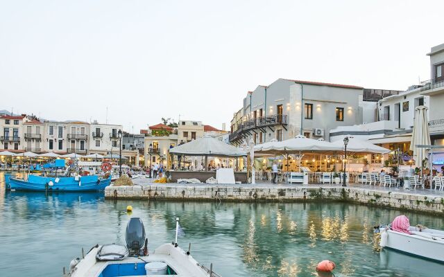 Vista Del Porto Luxury Suites