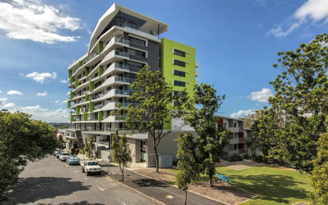 Code Apartments