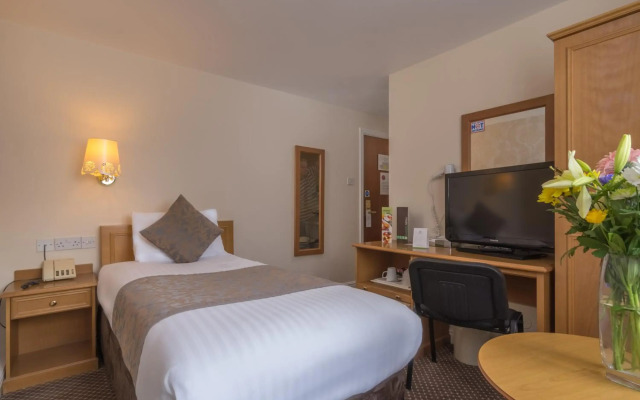 Bridge House Hotel
