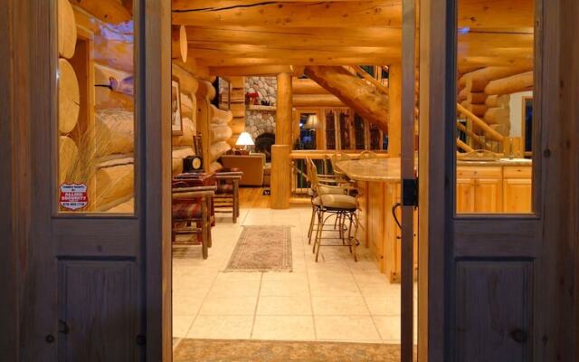 Paradise Meadow Lodge