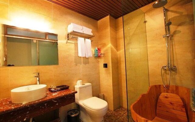 Come Inn- Lijiang