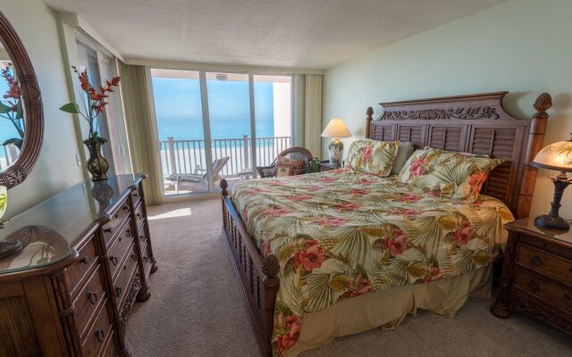 Anna Maria Island Club 20
