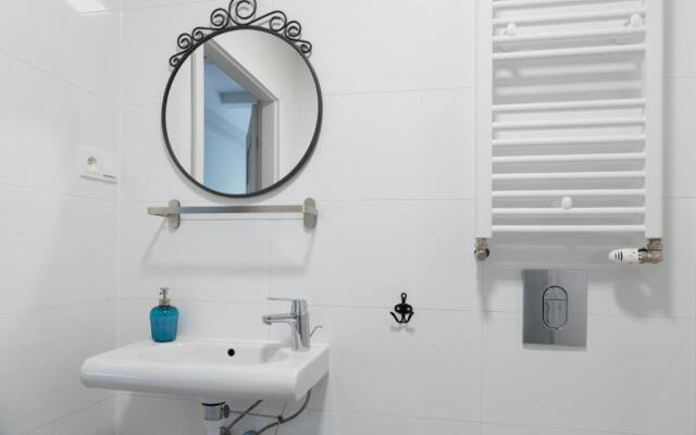 MoHo Modern Hostel