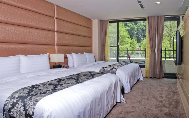 Tai Yi Red Maple Resort