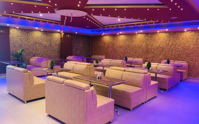Hotel Vishnu Empire