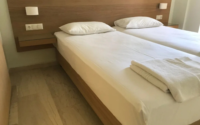 Neapolis Rooms & Apartments