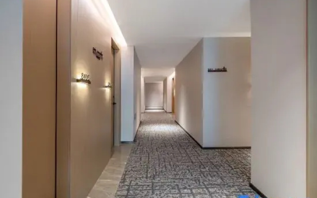 Yuxi Hongta Yuebo Hotel (Xiaomiaojie Nie'er Park Branch)