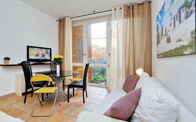 Rome Unique Spanish Steps Apartments