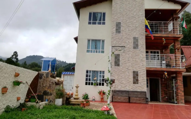 Portal de la Cascada