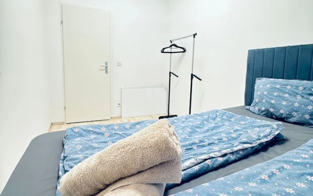3BR Stay for 6P Near FAC Platz