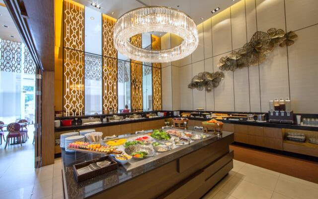 Grande Centre Point Ploenchit Hotel