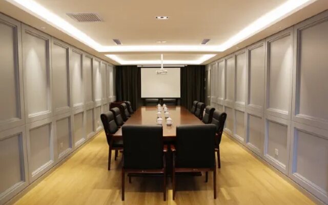 Magnotel (Ulanhot Hanshan East Street)