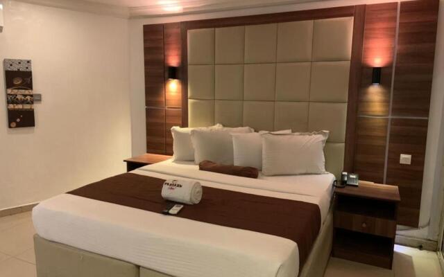 Presken Hotels @Alade Avenue