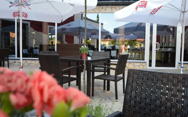 Hotel Atena