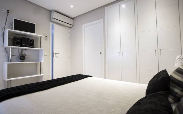 Cervantes Apartamentos