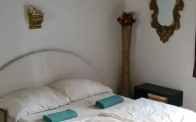 Glamour Apartments