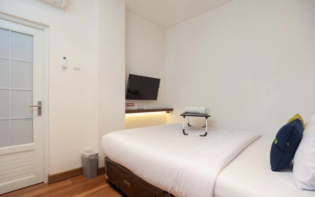 Urbanview Hotel Groovy Inn Tangerang