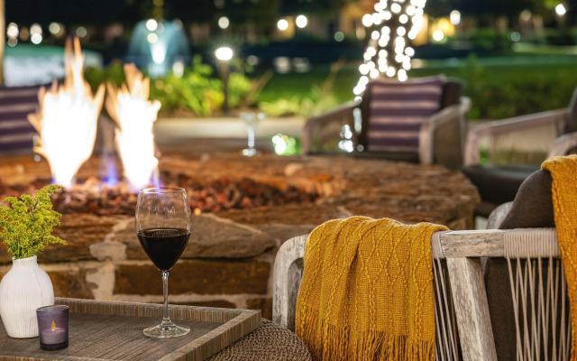 The Woodlands Resort, Curio Collection by Hilton