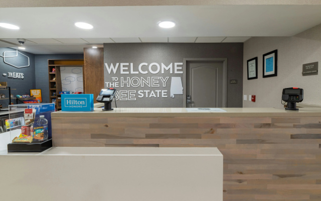 Hampton Inn & Suites Florence-Downtown