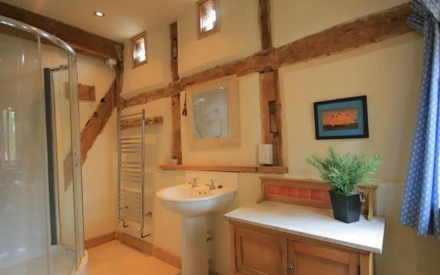 Whites Farm Barn