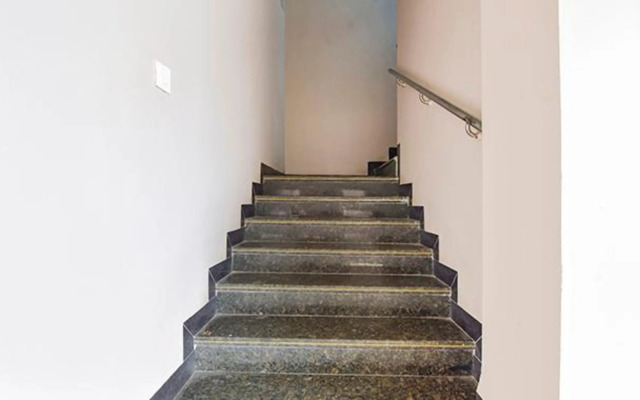 Hotel Raghumani Palace