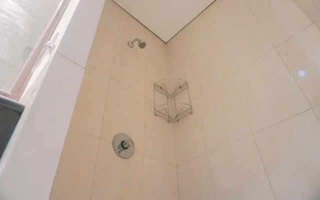 Spacious And Homey 2Br Mangga Dua Apartment