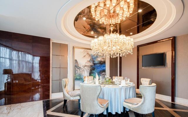 Chengdu Rising Butterfly Hotel