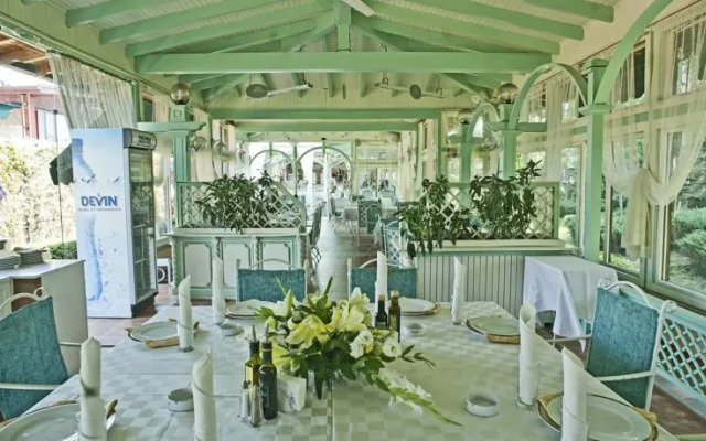 Maxi Park Hotel & Spa