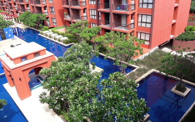 Bluroc Hua Hin Resort Condo