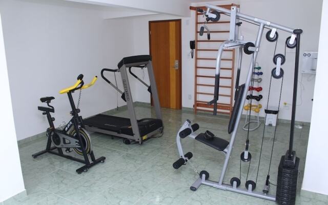 Champs Dumont Apart Hotel