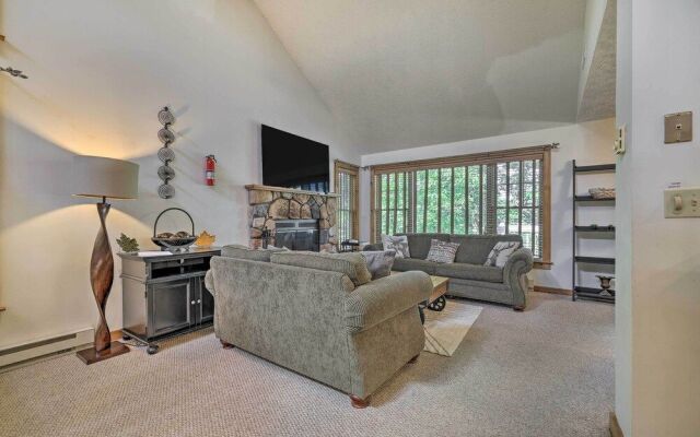 Tannersville Townhome, Near Camelback Mtn!