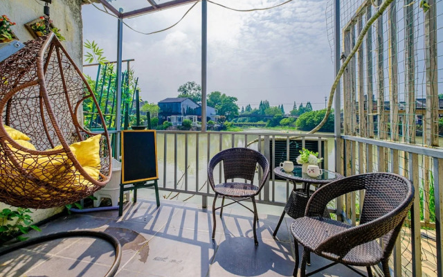 Nanzha Fuchang Bridge Family Vacation Homestay (Wuzhen Scenic Area Branch)