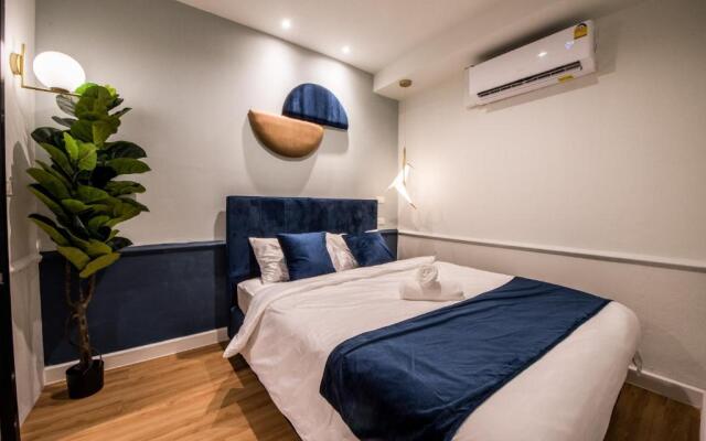 Theme Boutique Hotel