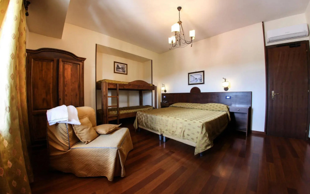 Hotel Max
