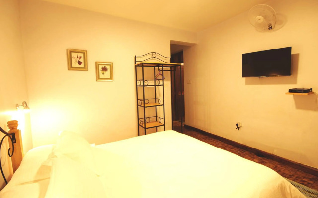 Boulevard Inn Mt Meru