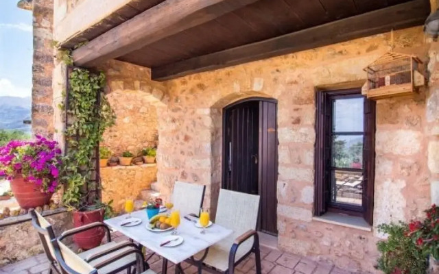 Samonas Traditional Villas Blue Villa Mantzourana - 55m Maisonette
