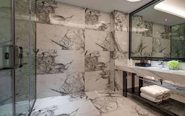 Ramada by Wyndham Mengzi Suites