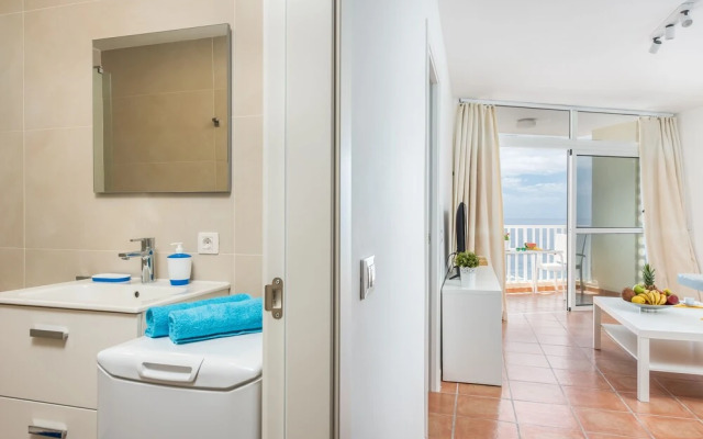 Y13C. Super view Las Americas