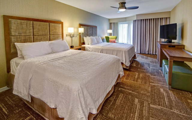 Hampton Inn & Suites Asheville Airport