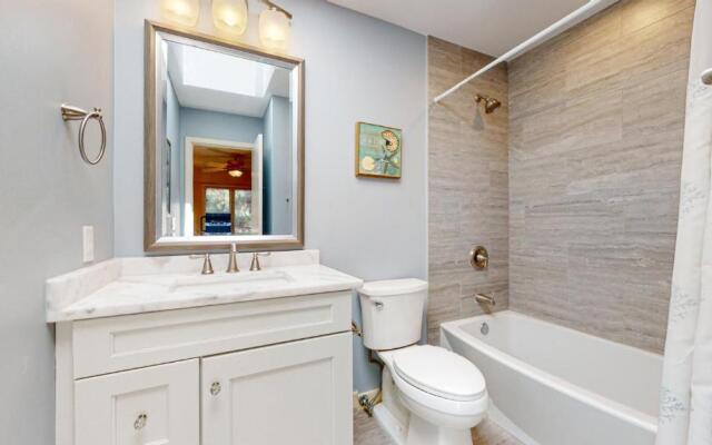 7621 Huntington Villas