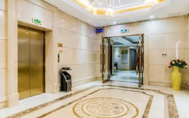 Vienna Hotel (Sihui Dawang Park)